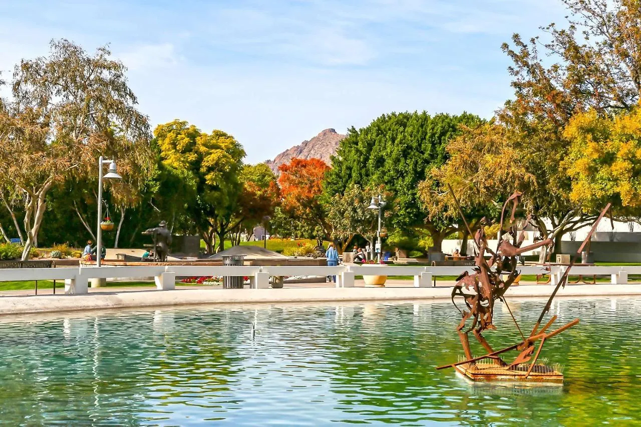 Hyatt Place Scottsdale/Old Town 3*, Scottsdale